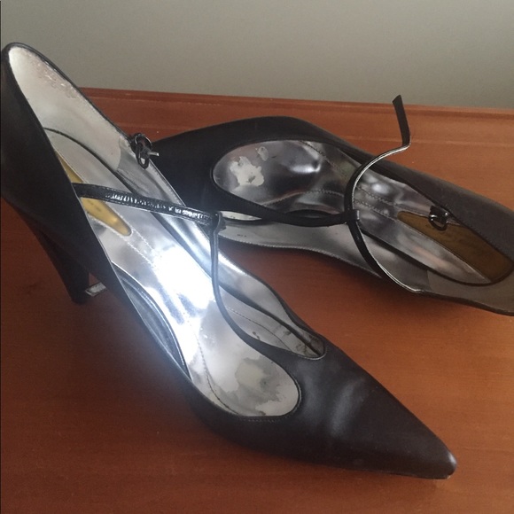 Kenneth Kole pointy toe pump - Picture 5 of 5